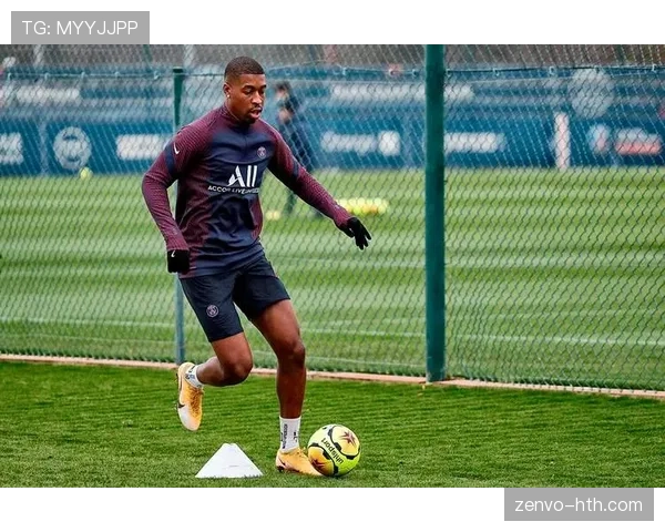 内马尔传球视野解析：如何以精准调度掌控比赛节奏与战术走向